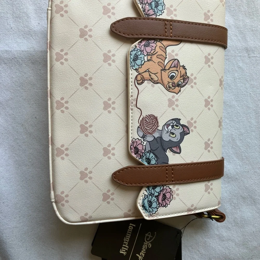 NWT Disney Loungefly Cream and Brown Paw Print Bag - Picture 1 of 7